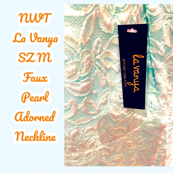 NWT La Vanya faux pearl adorned neckline Mint Green Lacey blouse SZMED Pull over - Picture 4 of 7